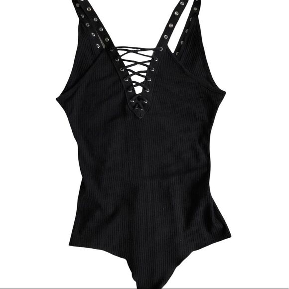 LF Lace Up Bodysuit NWT by Emma & Sam Size XS - Picture 2 of 6